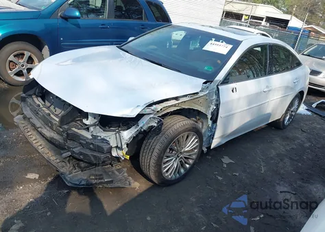 2019 Toyota Avalon Limited z USA, uszkodzony, nr VIN 4T1BZ1FB6KU030222